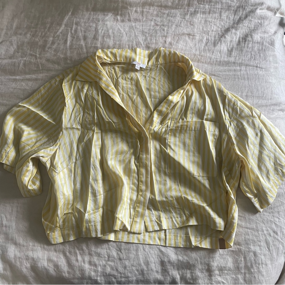 Bundle! Lunya Washable Silk High Rise Pant, Crop blouse and T-shirt - Picture 3 of 8